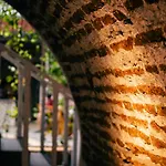 Casa Zahri Boutique Hostel